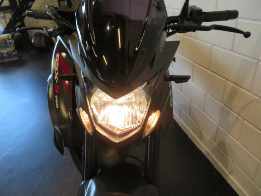 Suzuki GSX - Afbeelding 13 van 13