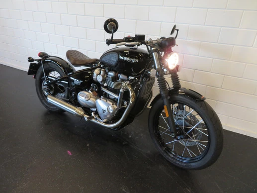 Triumph Bonneville - Afbeelding 2 van 13