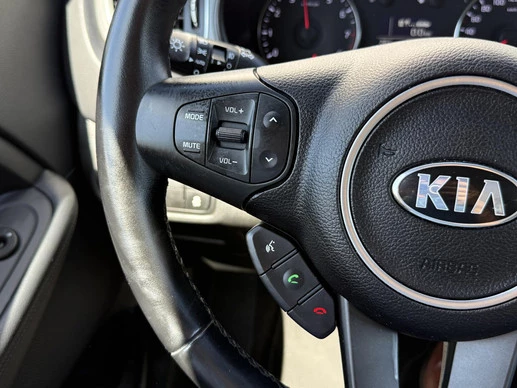 Kia Carens - Afbeelding 17 van 30