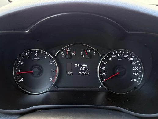 Kia Carens - Afbeelding 21 van 30