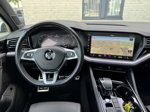 Volkswagen Touareg - Afbeelding 17 van 30