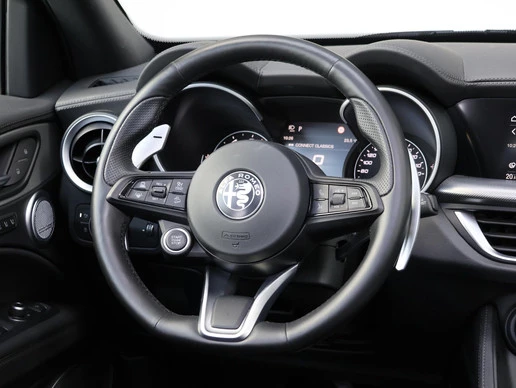 Alfa Romeo Stelvio - Afbeelding 28 van 30