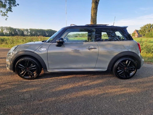 MINI Cooper S - Afbeelding 2 van 24