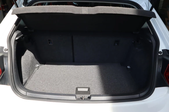 Volkswagen Polo - Afbeelding 24 van 30