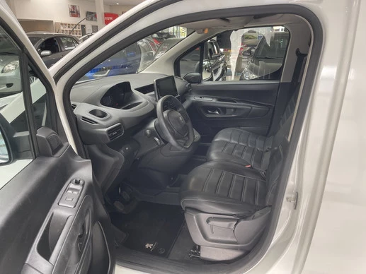 Peugeot Partner - Afbeelding 2 van 25