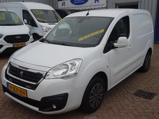 Peugeot Partner - Afbeelding 2 van 30