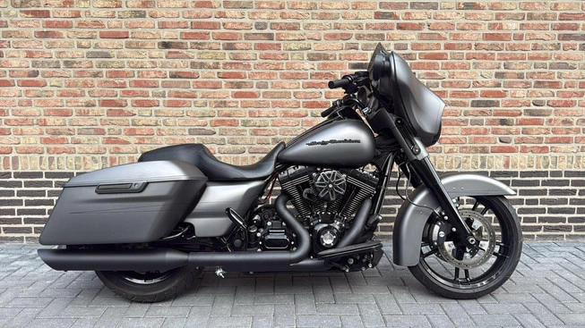 Harley-Davidson Street Glide - Afbeelding 4 van 22