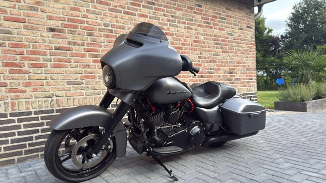 Harley-Davidson Street Glide - Afbeelding 3 van 20