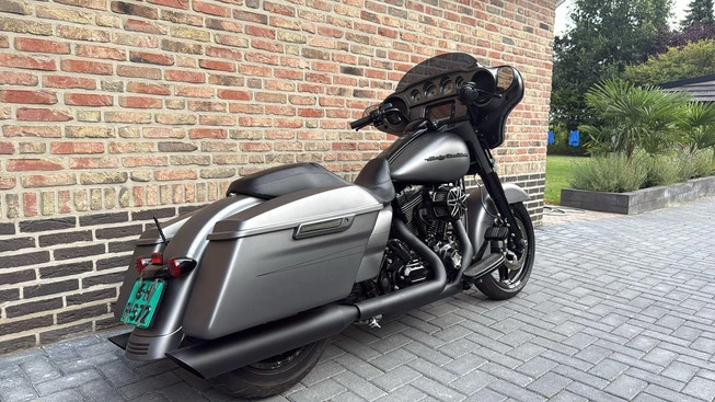 Harley-Davidson Street Glide - Afbeelding 7 van 20