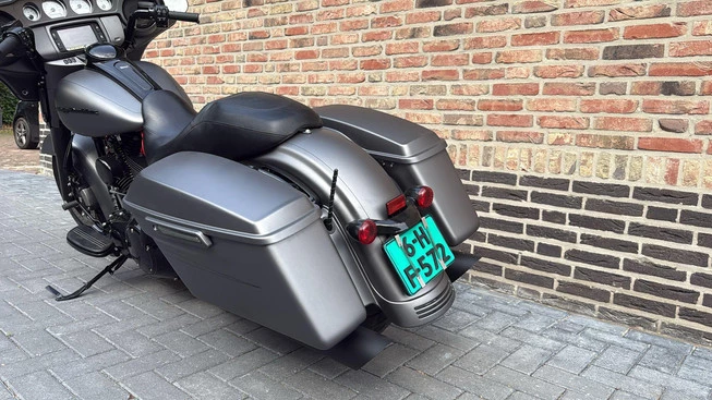 Harley-Davidson Street Glide - Afbeelding 9 van 20