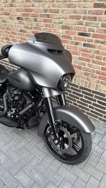 Harley-Davidson Street Glide - Afbeelding 17 van 20