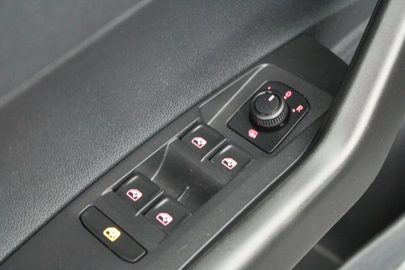 Volkswagen Polo - Afbeelding 12 van 30