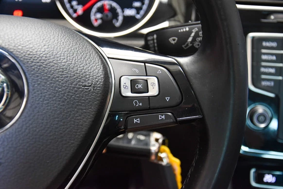 Volkswagen Golf - Afbeelding 25 van 30