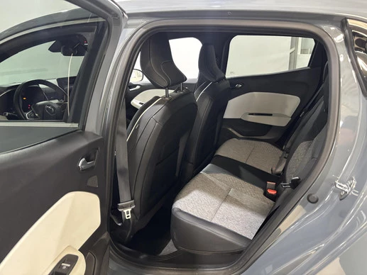 Renault Clio - Afbeelding 14 van 30