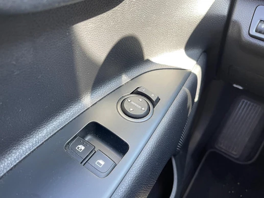 Kia Rio - Afbeelding 14 van 30