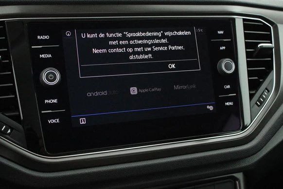 Volkswagen T-Roc - Afbeelding 22 van 30