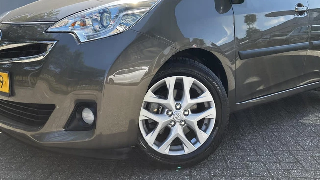 Toyota Verso-S - Afbeelding 2 van 30