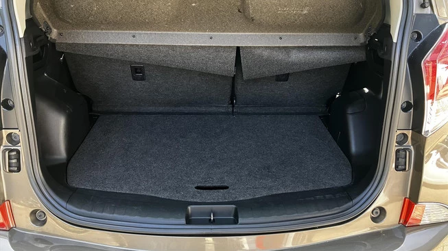 Toyota Verso-S - Afbeelding 12 van 30