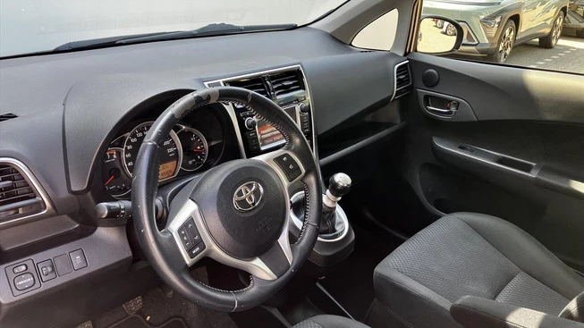 Toyota Verso-S - Afbeelding 16 van 30