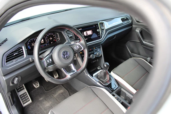 Volkswagen T-Roc - Afbeelding 10 van 21