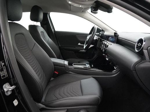 Mercedes-Benz A-Klasse - Afbeelding 3 van 30
