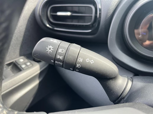 Toyota Yaris - Afbeelding 23 van 30