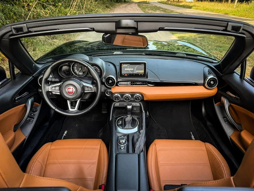 Fiat 124 Spider - Afbeelding 3 van 30