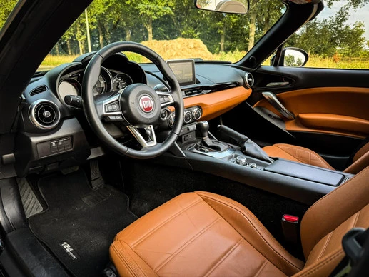 Fiat 124 Spider - Afbeelding 8 van 30