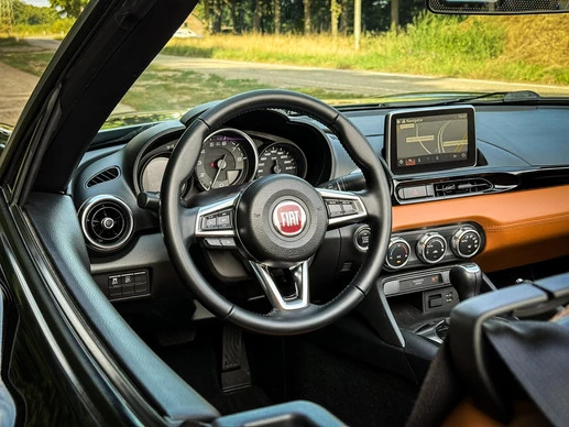 Fiat 124 Spider - Afbeelding 11 van 30