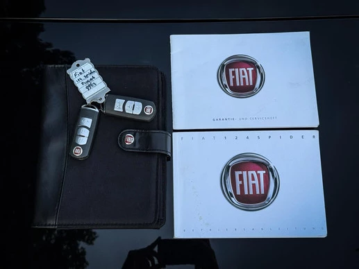Fiat 124 Spider - Afbeelding 28 van 30
