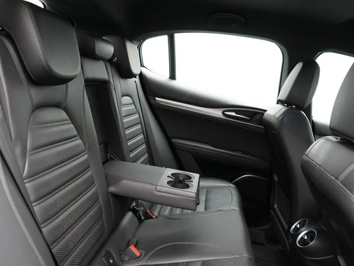 Alfa Romeo Stelvio - Afbeelding 6 van 30