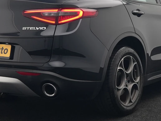 Alfa Romeo Stelvio - Afbeelding 8 van 30