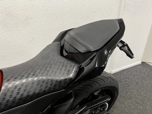 Kawasaki Z800 - Afbeelding 19 van 21