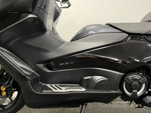 Yamaha T-MAX - Afbeelding 18 van 24