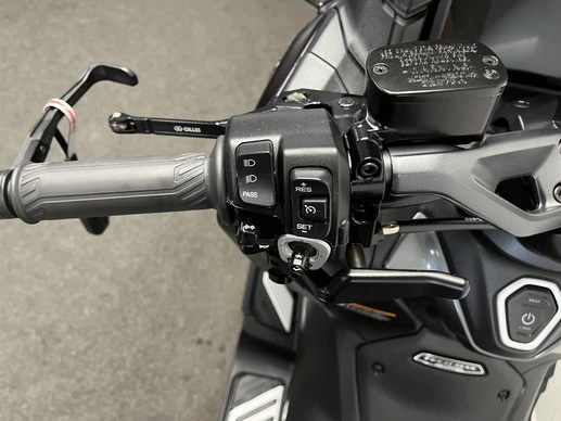 Yamaha T-MAX - Afbeelding 23 van 24
