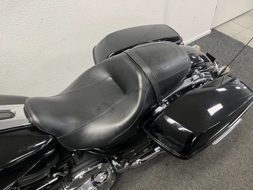 Harley-Davidson Street Glide - Afbeelding 20 van 22