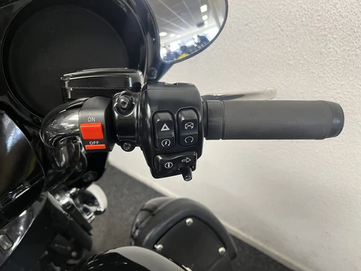 Harley-Davidson Street Glide - Afbeelding 22 van 22