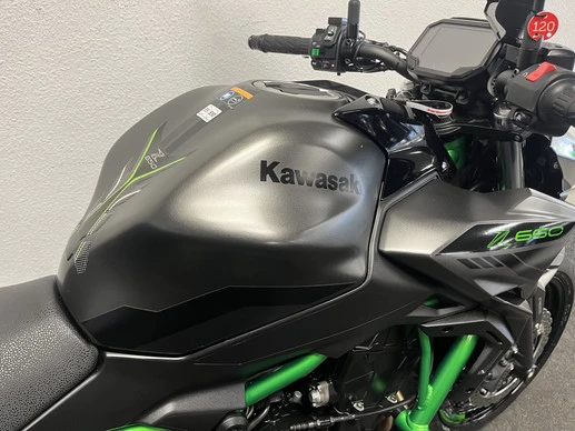 Kawasaki Z650 - Afbeelding 14 van 22