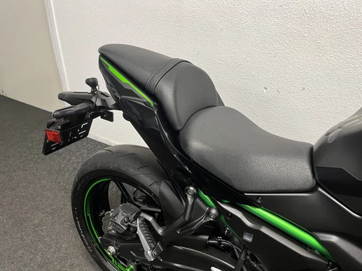 Kawasaki Z650 - Afbeelding 15 van 22
