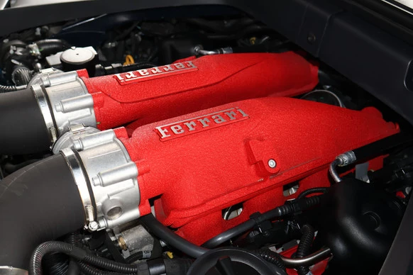 Ferrari California - Afbeelding 14 van 30