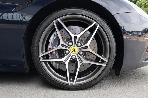 Ferrari California - Afbeelding 22 van 30