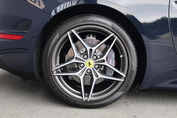 Ferrari California - Afbeelding 23 van 30