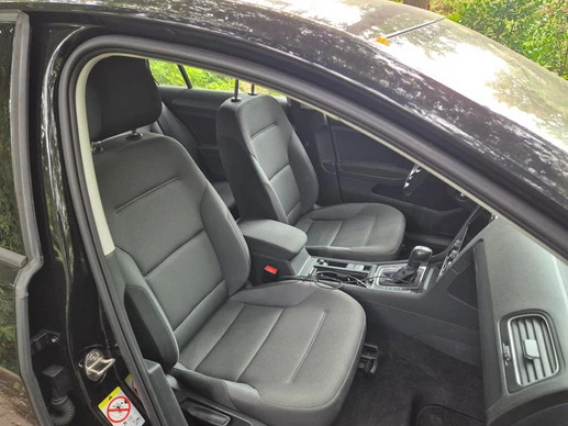 Volkswagen e-Golf - Afbeelding 10 van 14