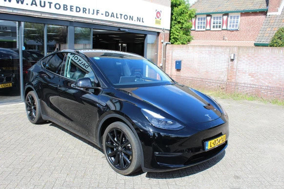 Tesla Model Y - Afbeelding 2 van 20