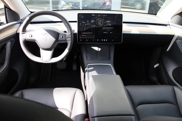 Tesla Model Y - Afbeelding 9 van 20