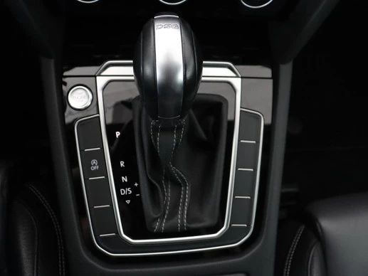 Volkswagen Passat - Afbeelding 13 van 30
