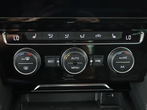 Volkswagen Passat - Afbeelding 15 van 30