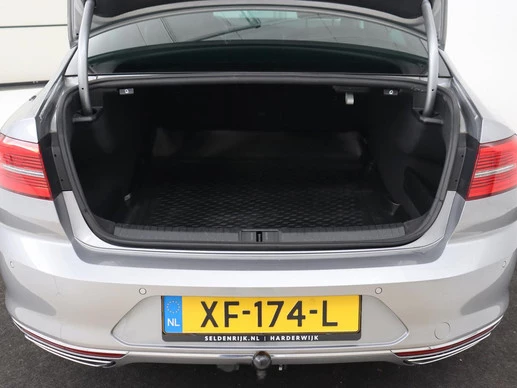 Volkswagen Passat - Afbeelding 20 van 30