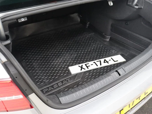 Volkswagen Passat - Afbeelding 21 van 30