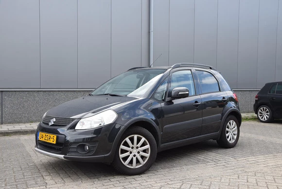 Suzuki SX4 - Afbeelding 1 van 30